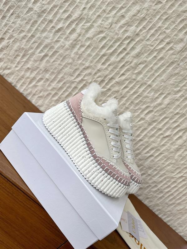 2025112815381837 390